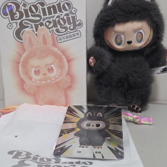 Labubu, BIE, Secret ID - Picture 3 of 5